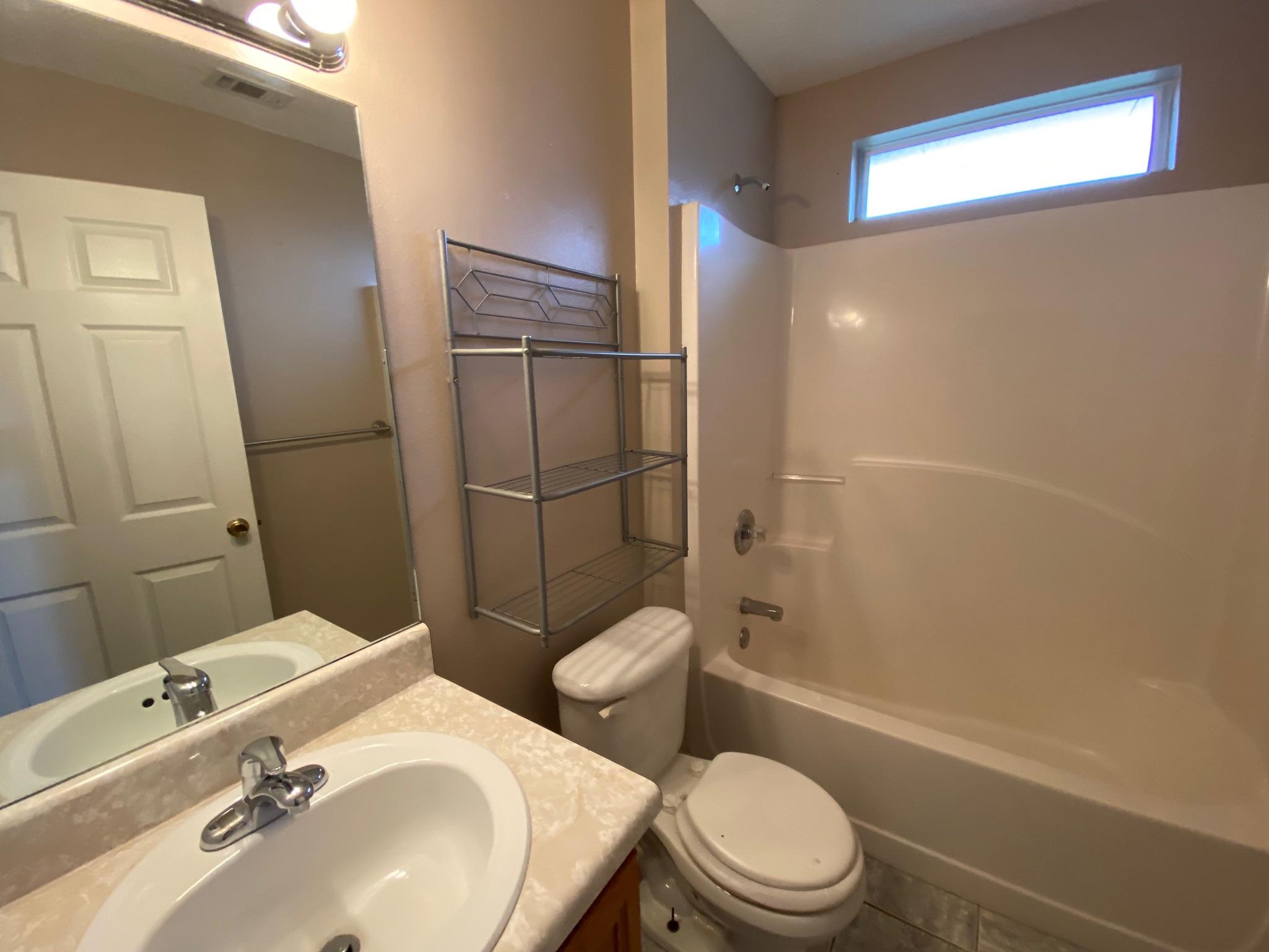 NORTHVIEW ESTATES 5TH ADDN - Residential