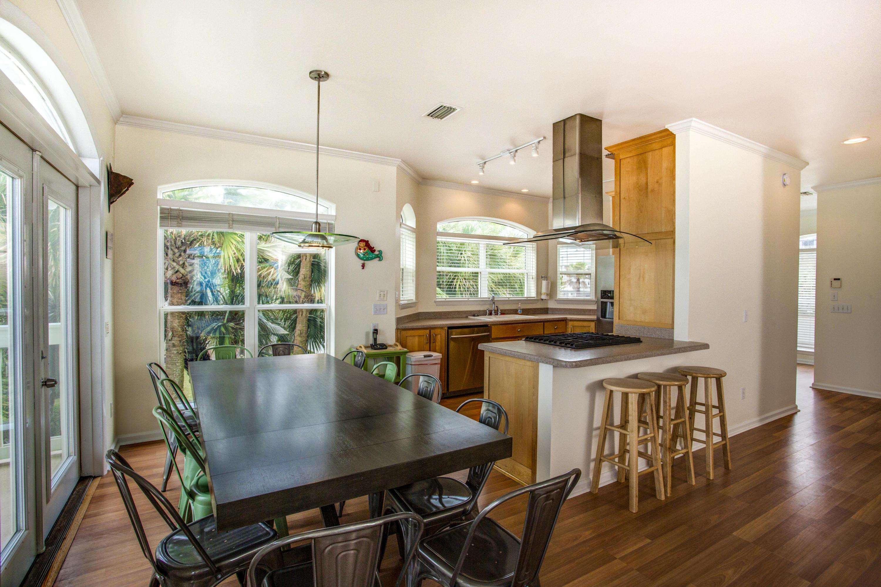 SUNRISE BEACH - Residential