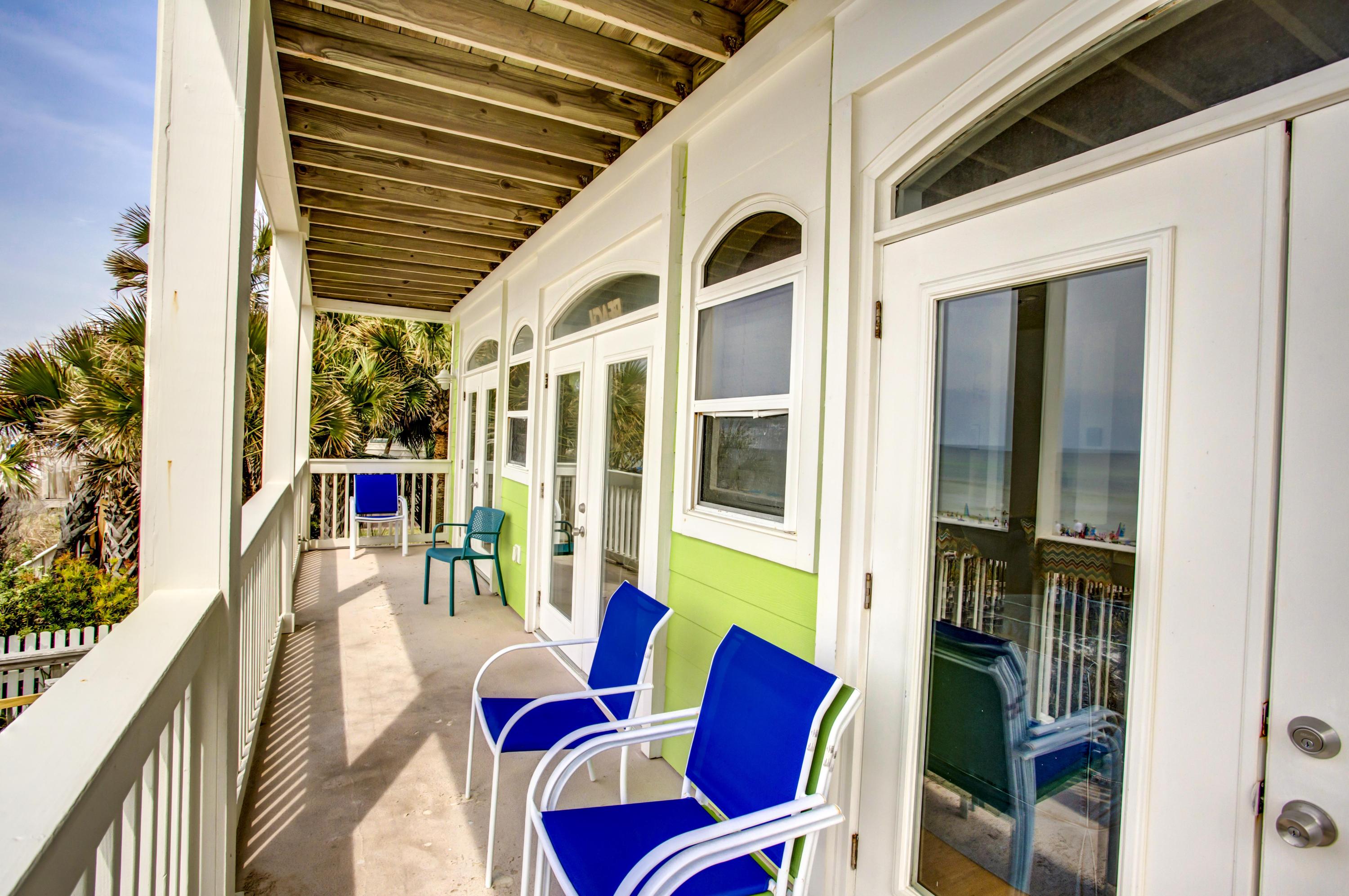 SUNRISE BEACH - Residential