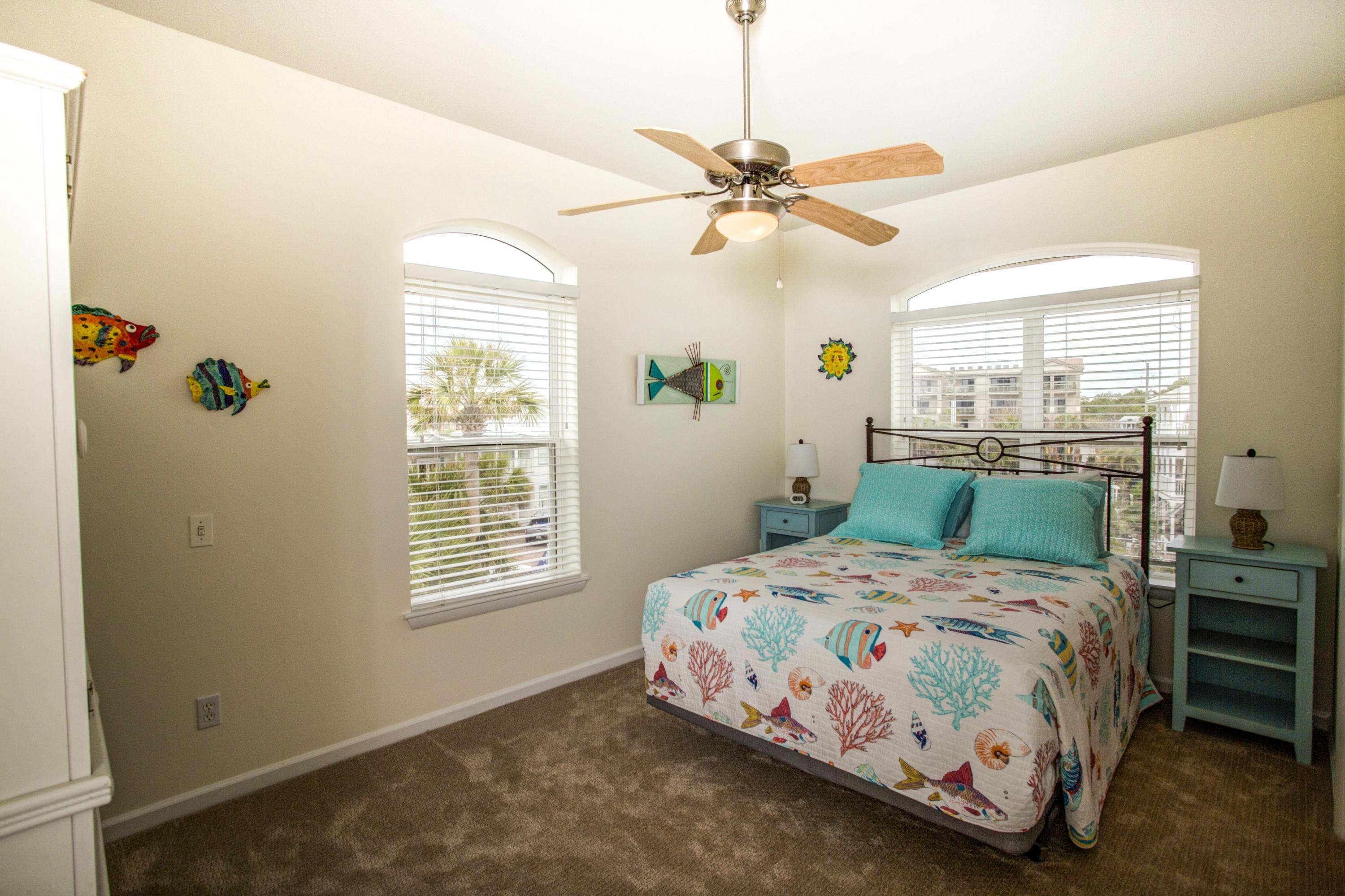 SUNRISE BEACH - Residential