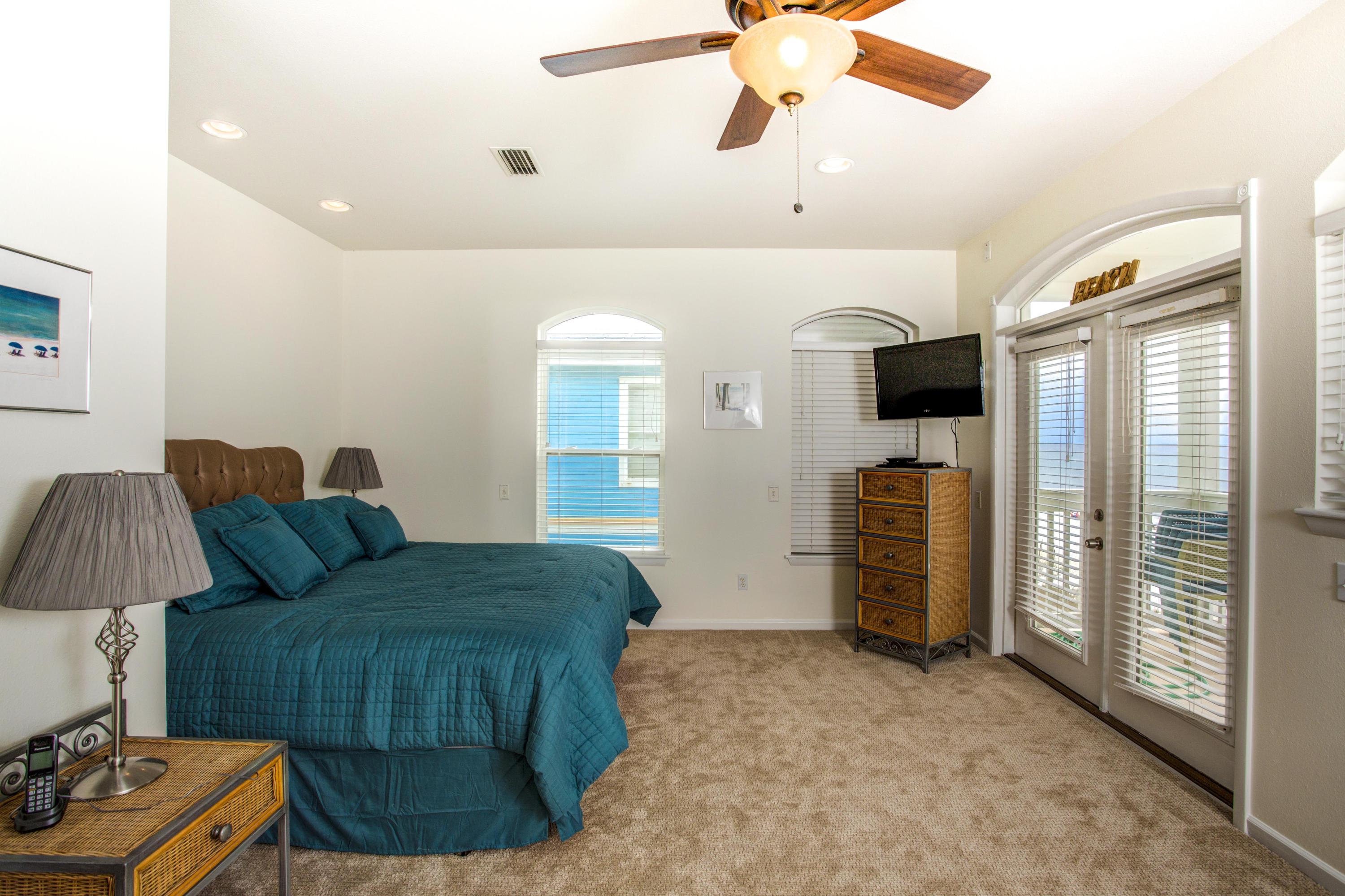 SUNRISE BEACH - Residential
