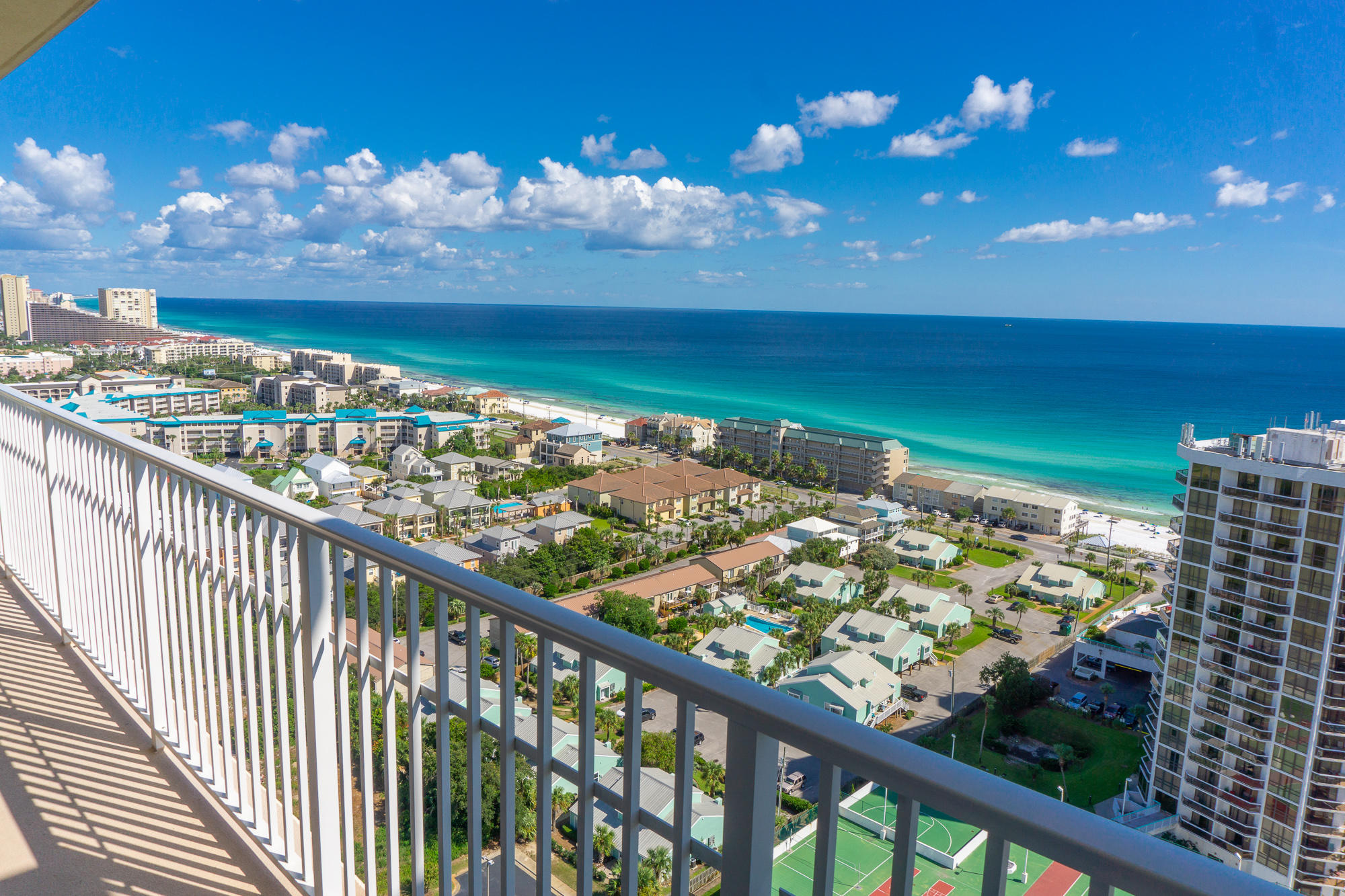 ARIEL DUNES - Residential