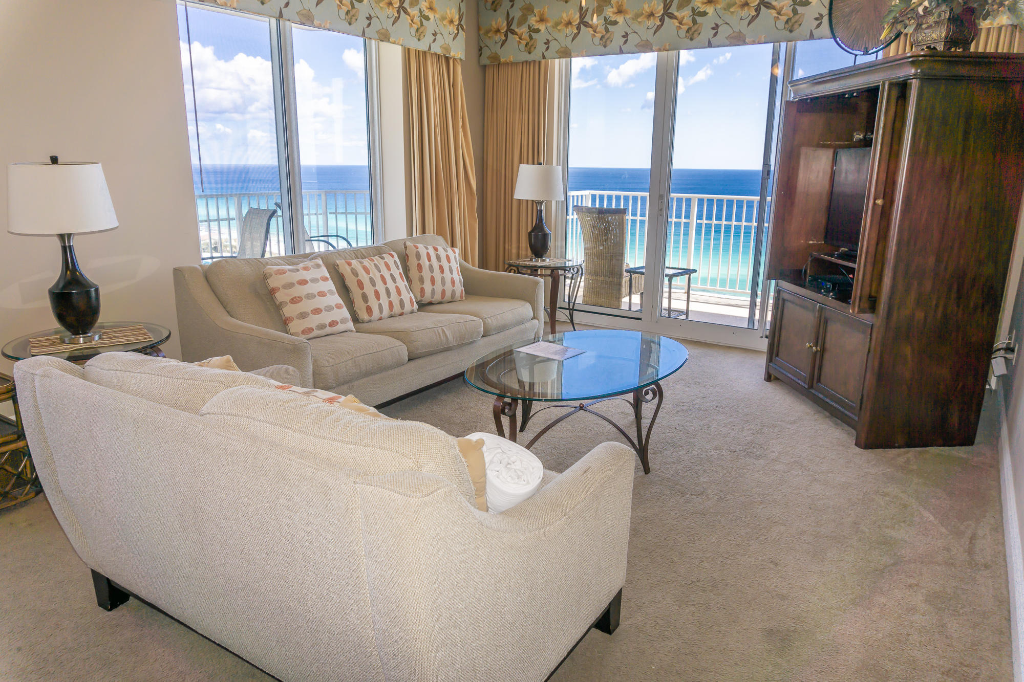 ARIEL DUNES - Residential