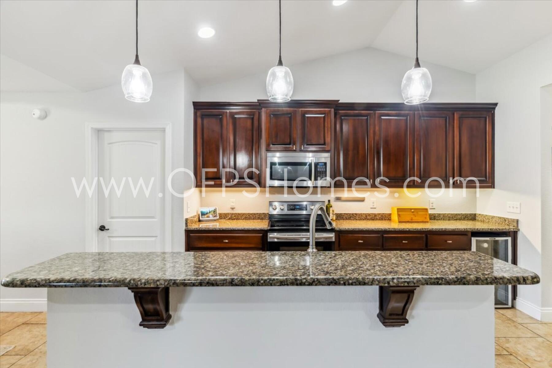 NAVARRE S/D 2ND ADDN - Residential Lease