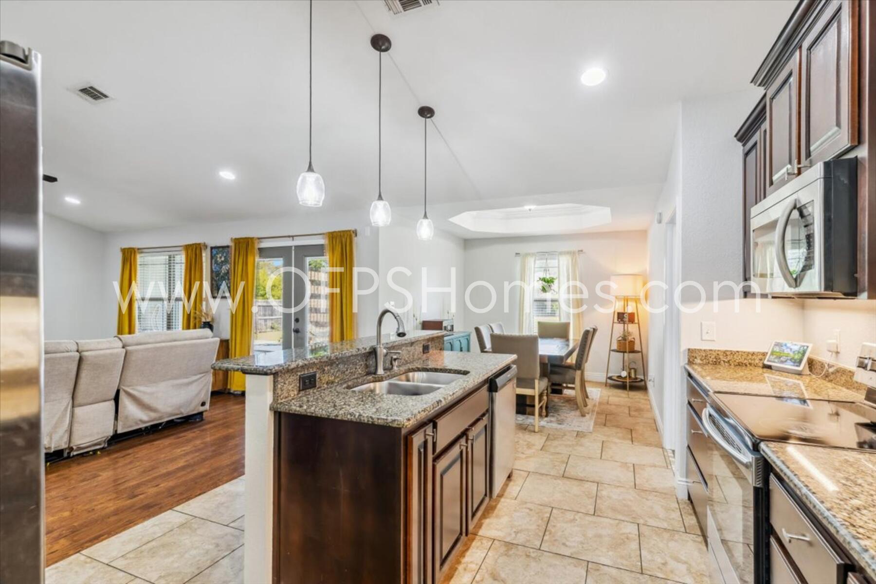 NAVARRE S/D 2ND ADDN - Residential Lease