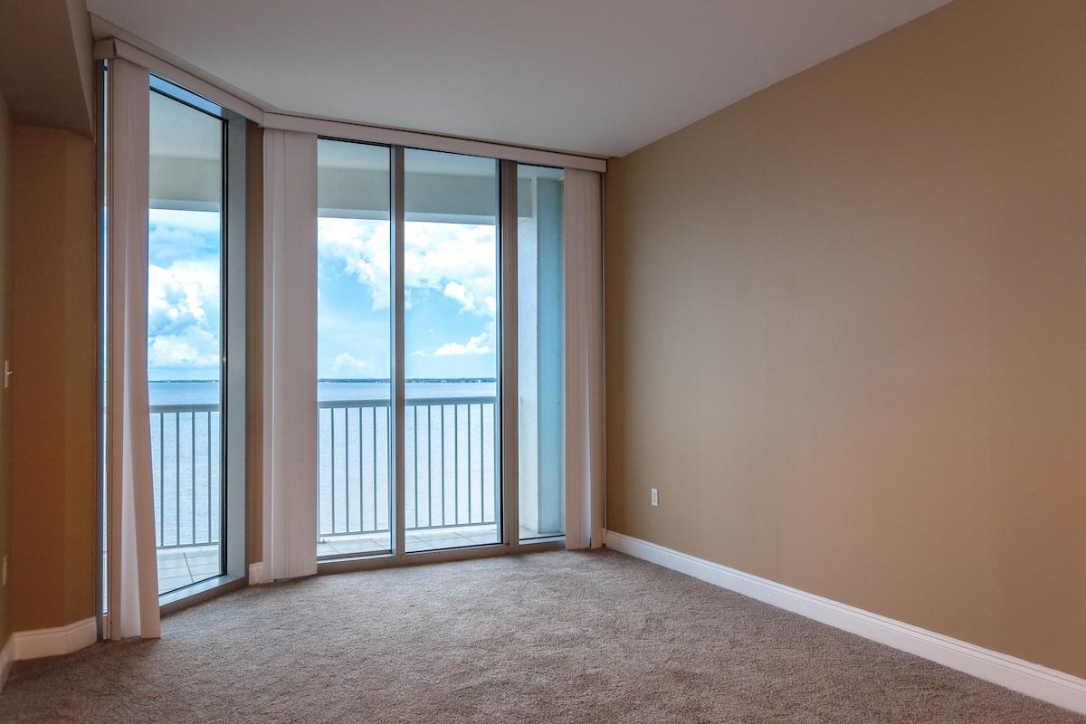 MARINA LANDING - Residential