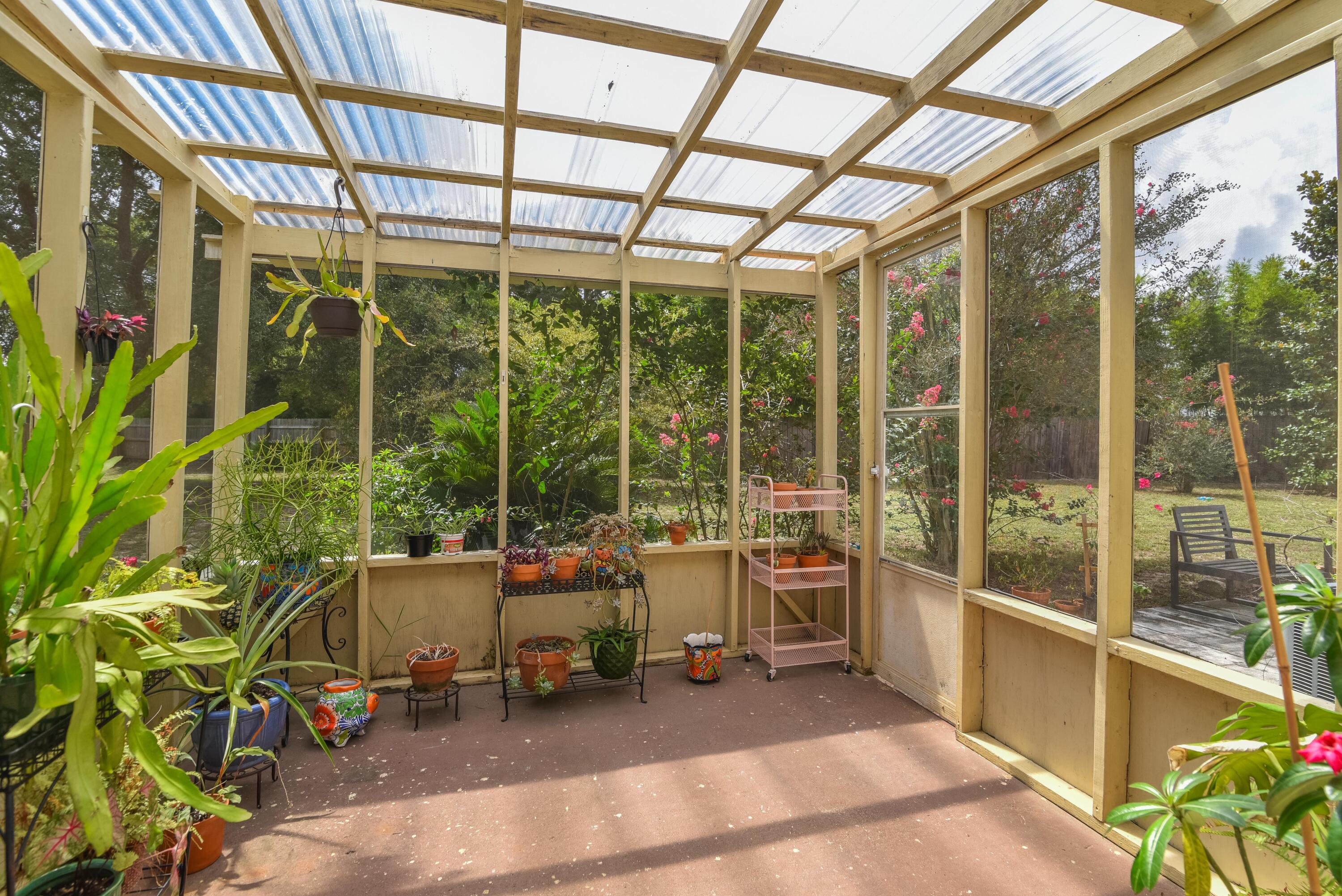 SANTA ROSA SHORES EAST - Residential