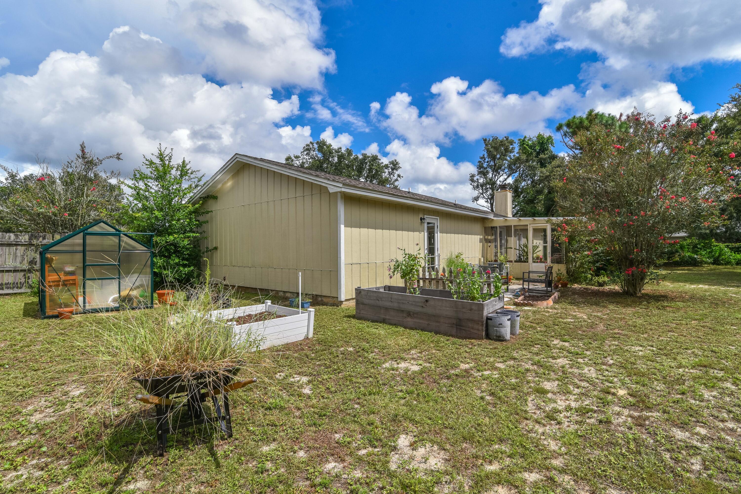 SANTA ROSA SHORES EAST - Residential