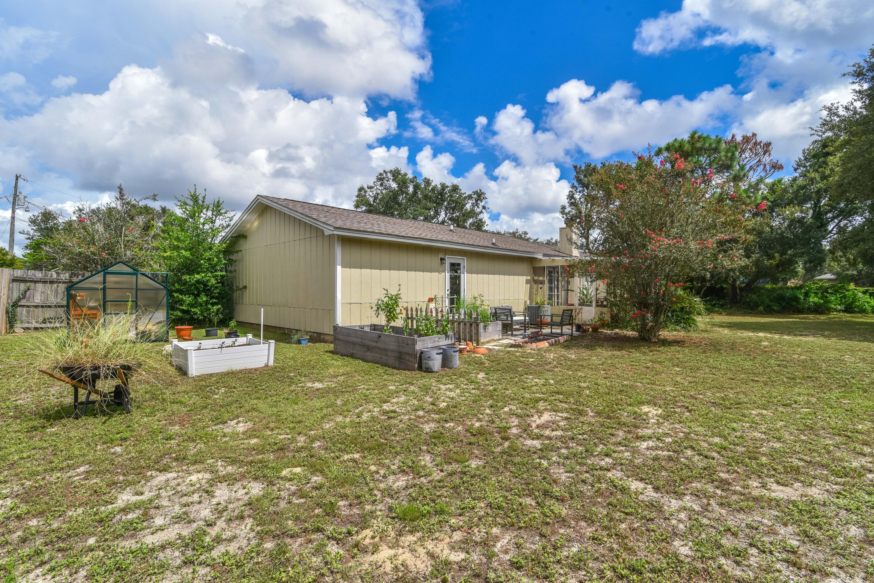 SANTA ROSA SHORES EAST - Residential