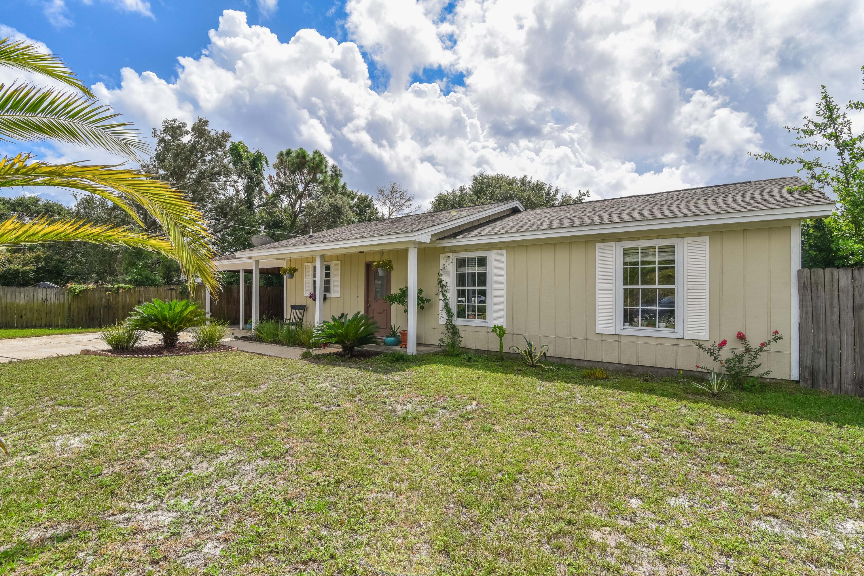 SANTA ROSA SHORES EAST - Residential