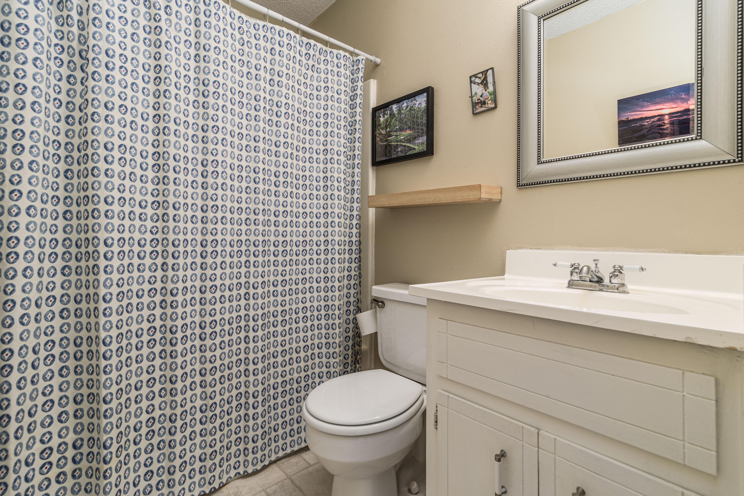 SANTA ROSA SHORES EAST - Residential