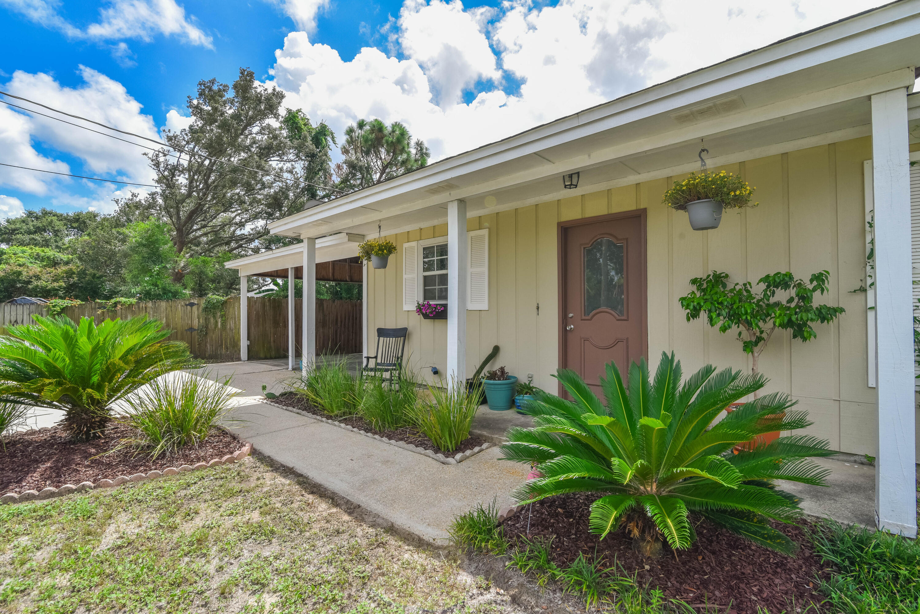 SANTA ROSA SHORES EAST - Residential