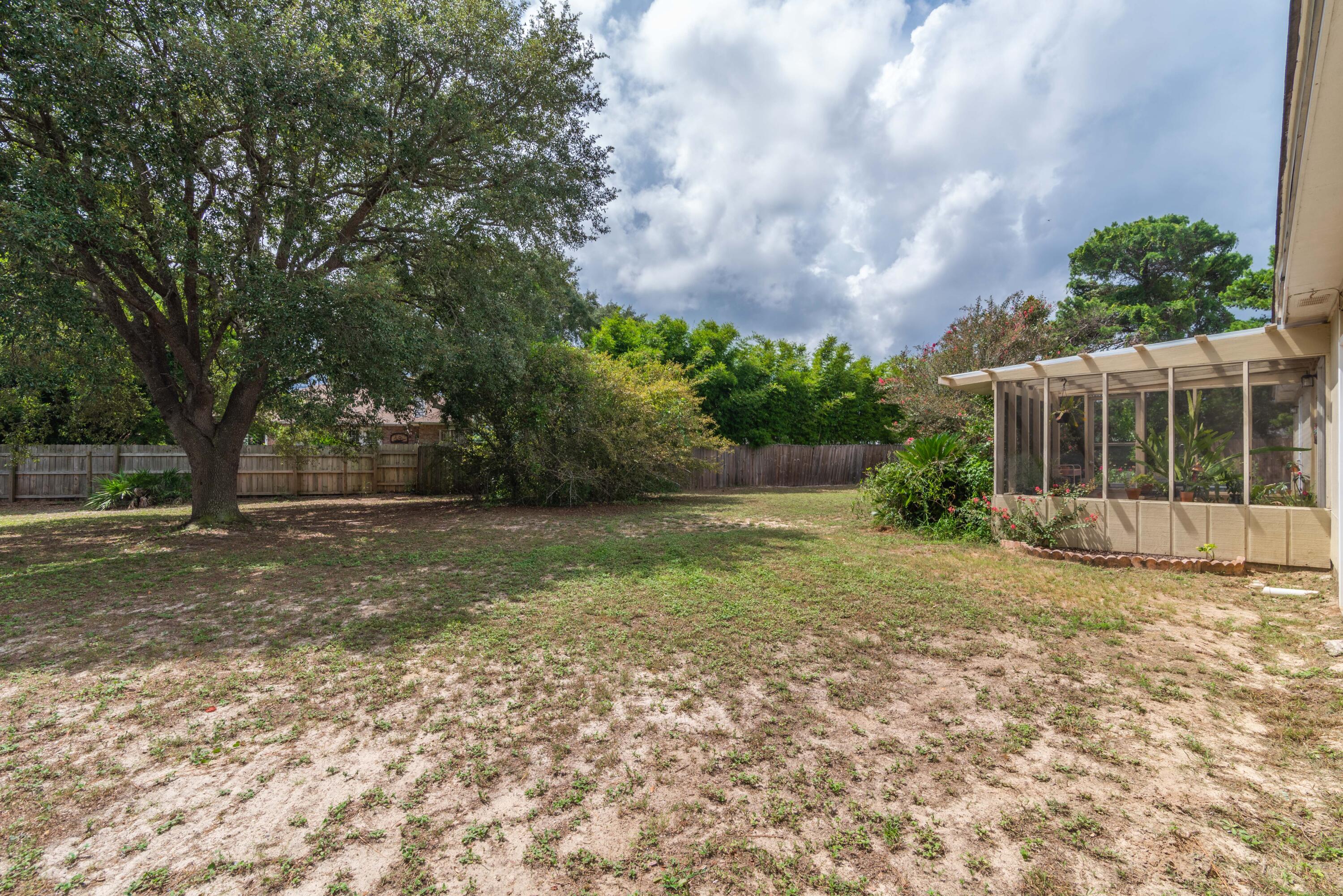 SANTA ROSA SHORES EAST - Residential