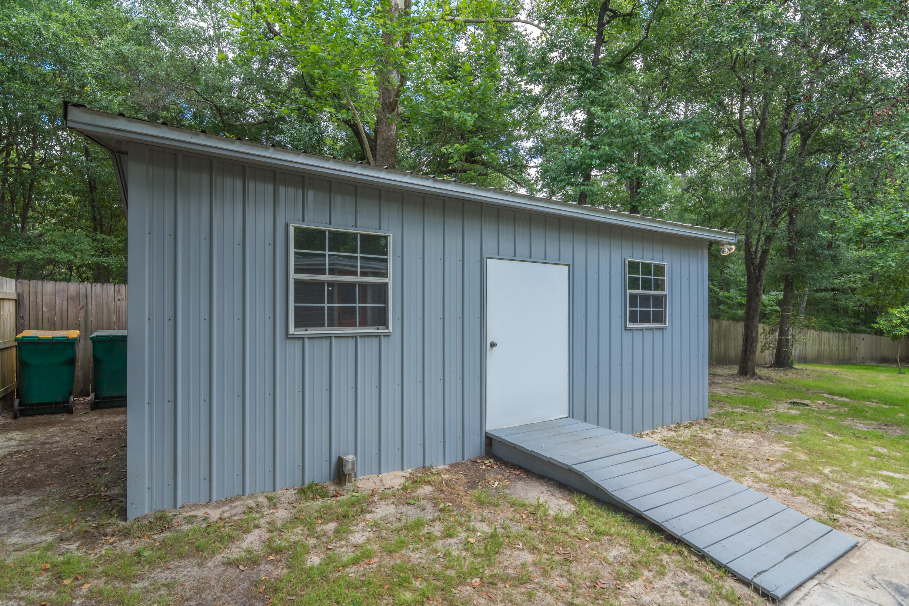 MORRIS ADDN TO CRESTVIEW - Residential