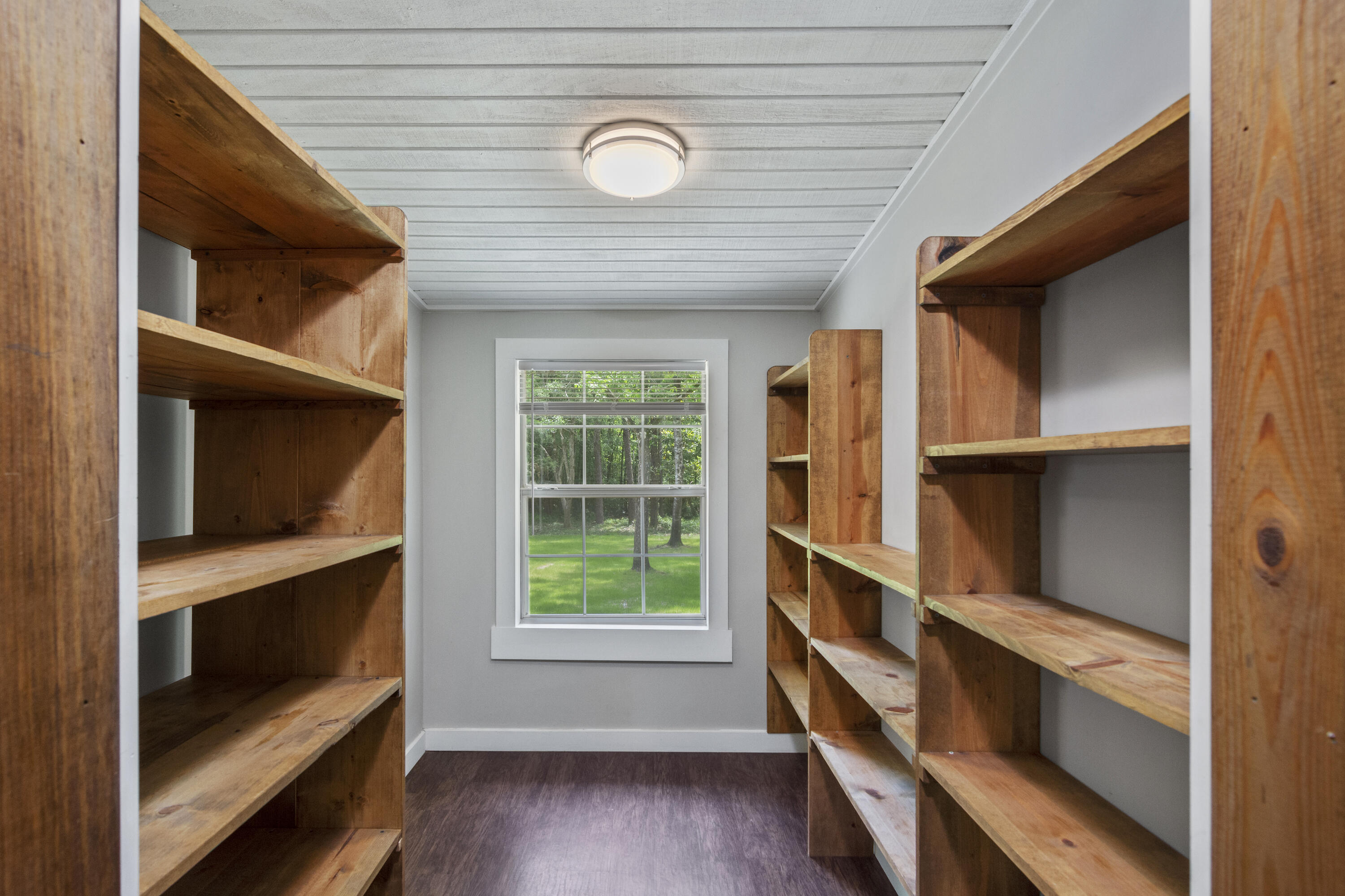 MORRIS ADDN TO CRESTVIEW - Residential