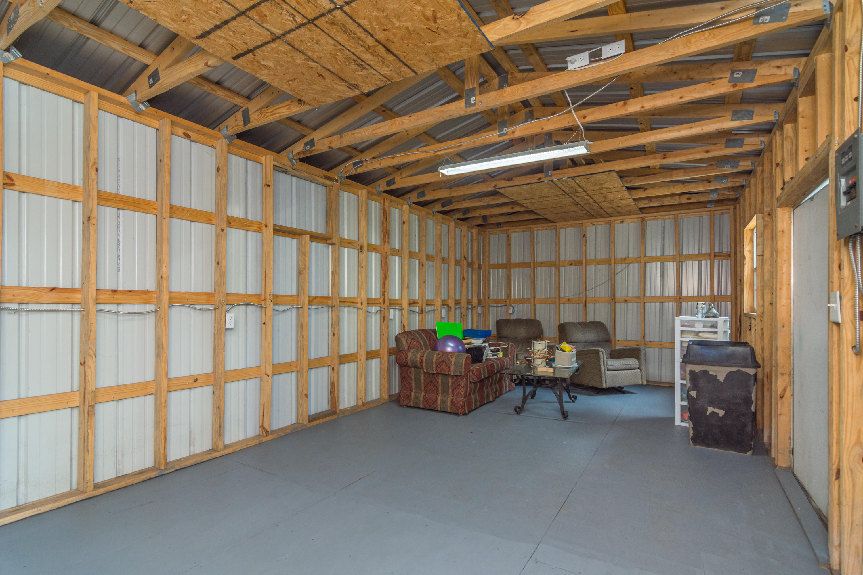 MORRIS ADDN TO CRESTVIEW - Residential