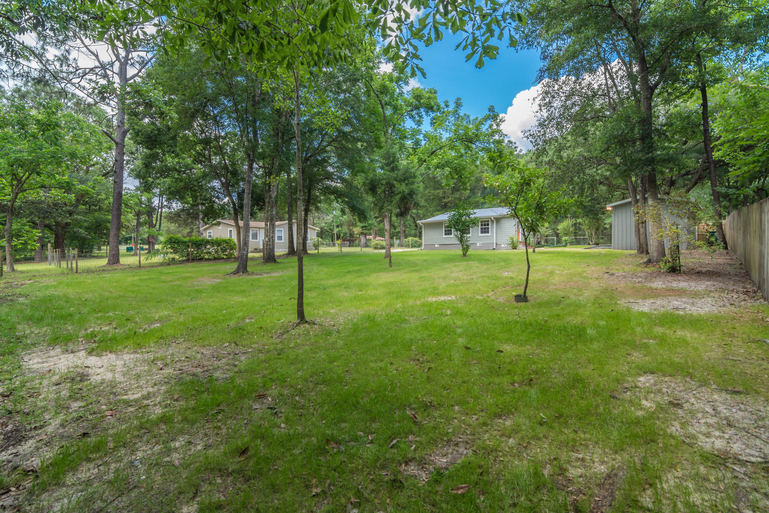 MORRIS ADDN TO CRESTVIEW - Residential