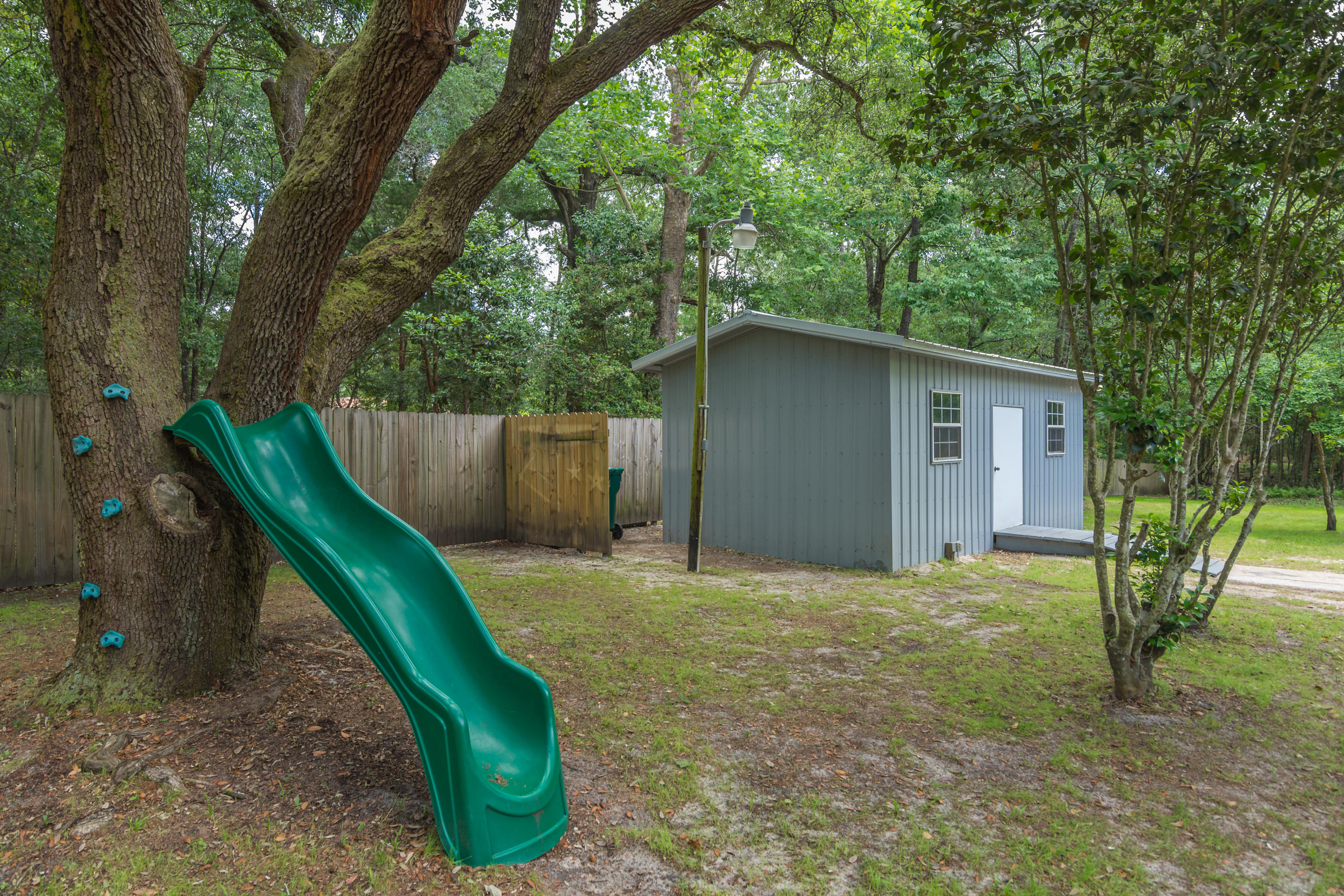 MORRIS ADDN TO CRESTVIEW - Residential