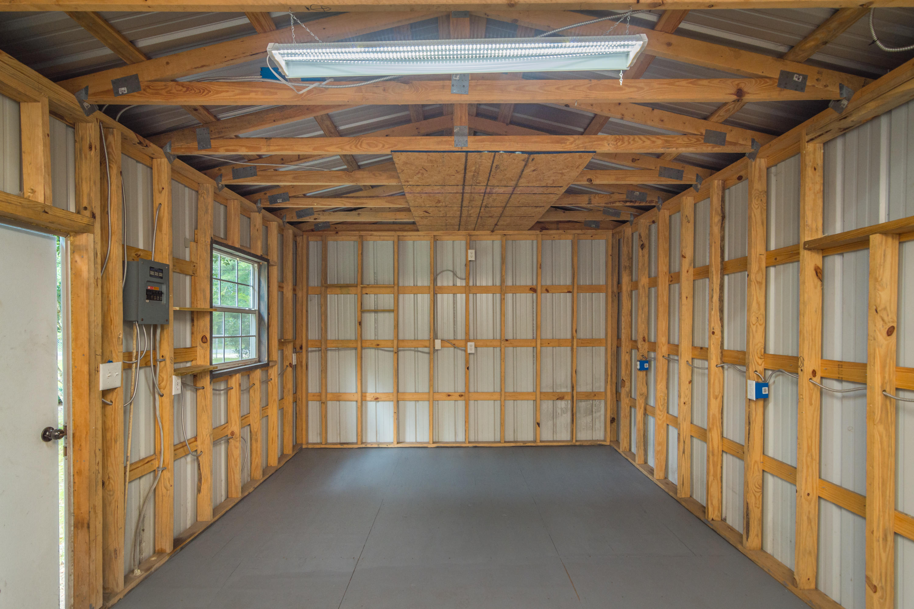 MORRIS ADDN TO CRESTVIEW - Residential