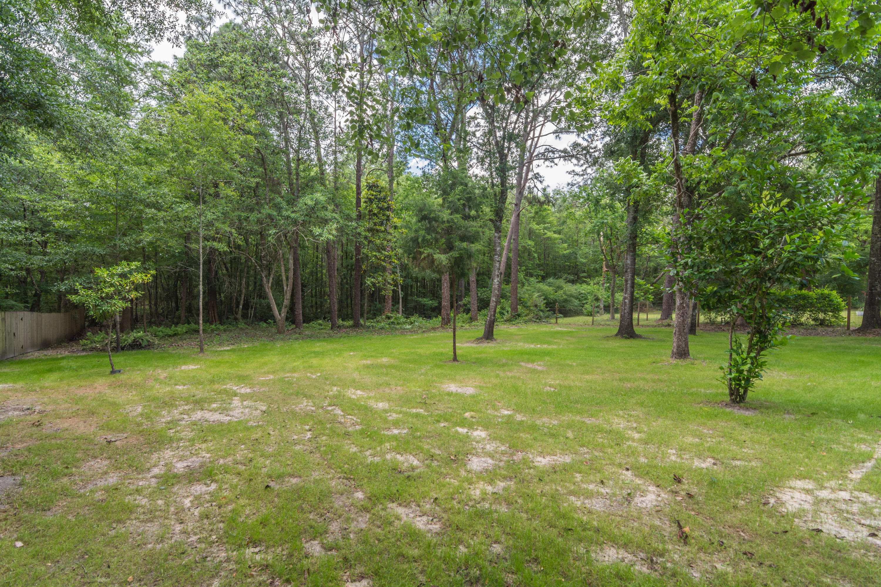 MORRIS ADDN TO CRESTVIEW - Residential