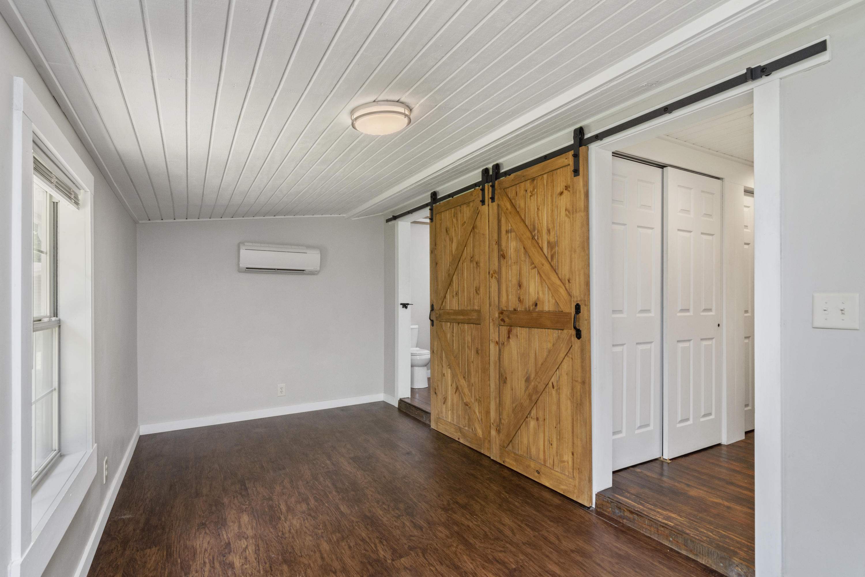 MORRIS ADDN TO CRESTVIEW - Residential