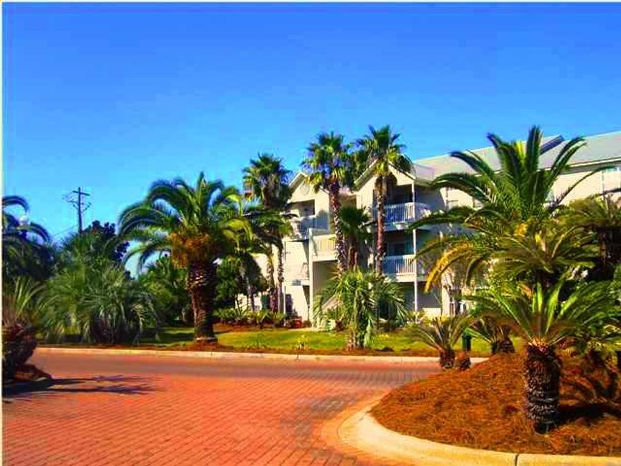 2 Bedroom 2 Bath Condo Very Well Priced in Indian Lake Condominiums. Centrally located in Destin, close to beaches & great schools. Brand New 2016 AC! 2005 Gas Water Heater! Community Pool & Club House! Condo is rented on a month to month at 1050.