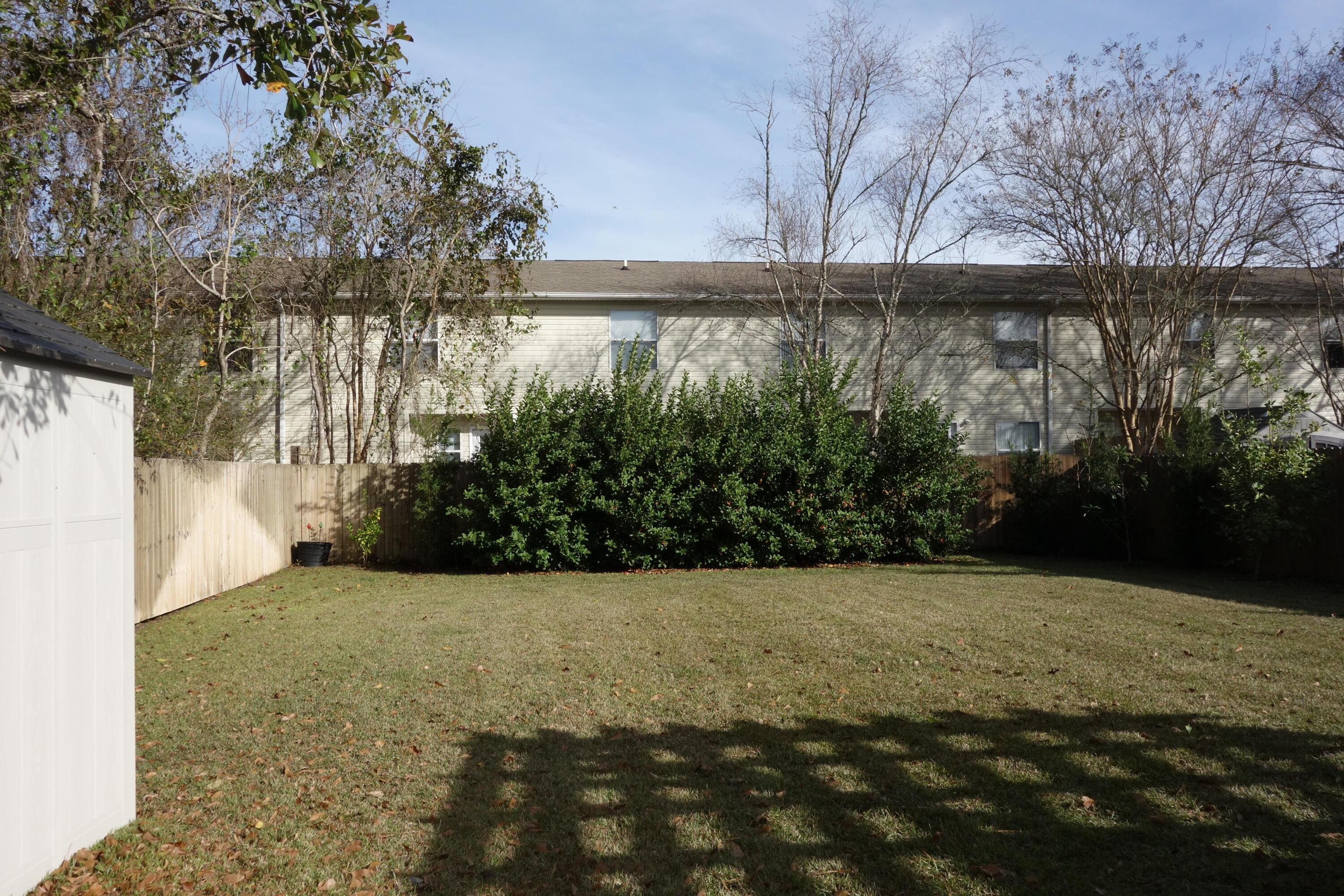 BLUEWATER COMMON ( - Residential