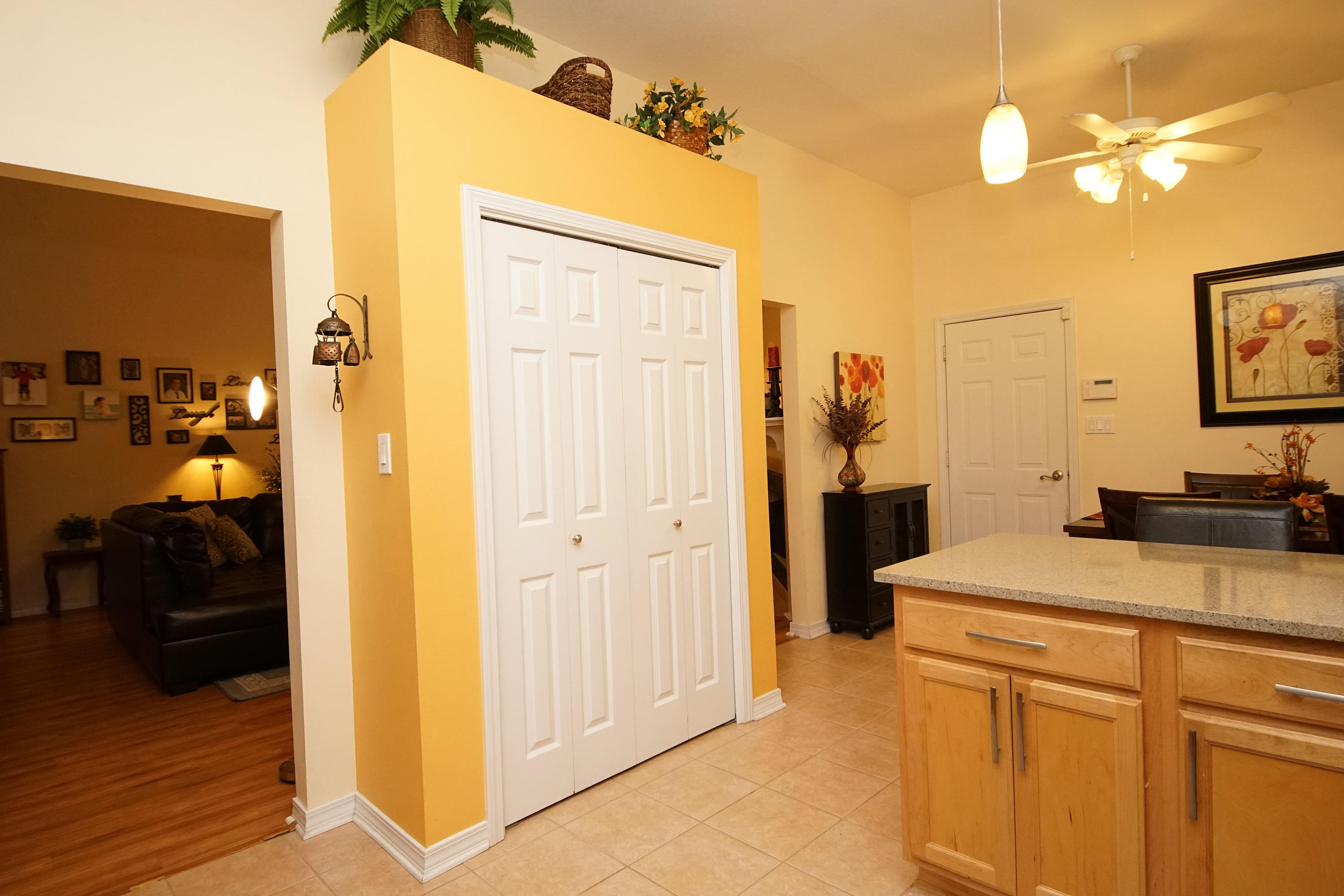 NORTH RIDGE GARDENS - Residential