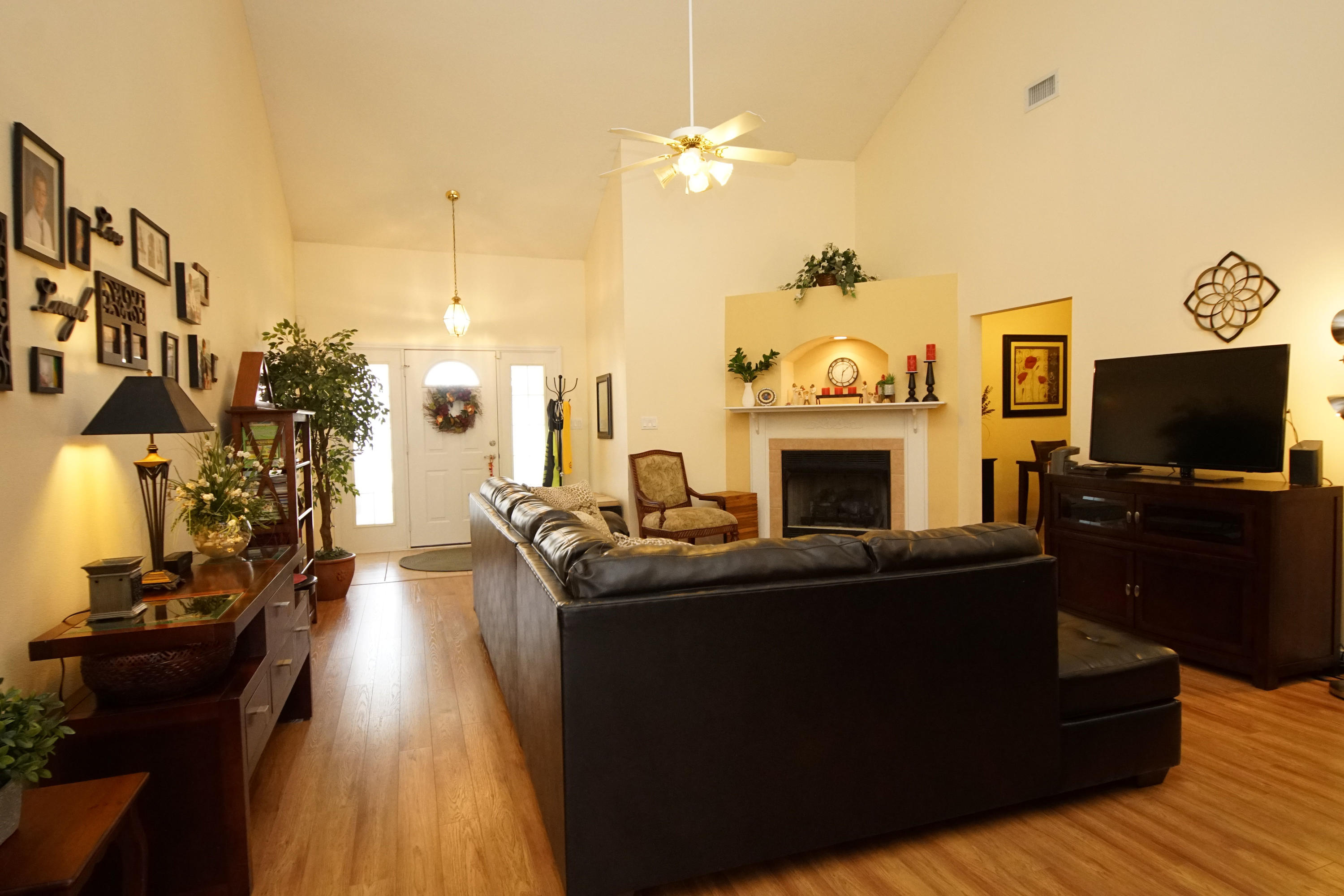 NORTH RIDGE GARDENS - Residential