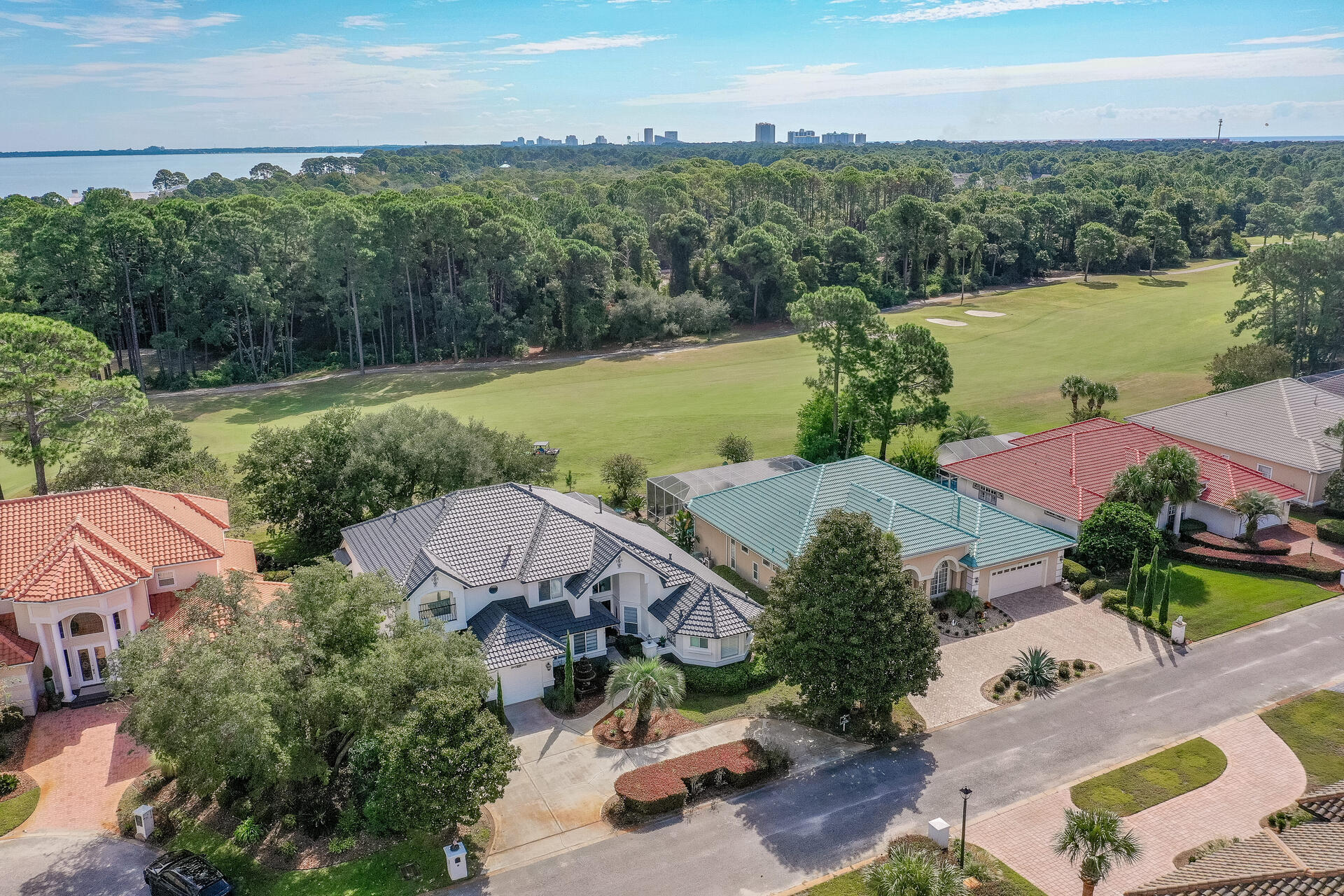 EMERALD BAY PH 1-B - Residential