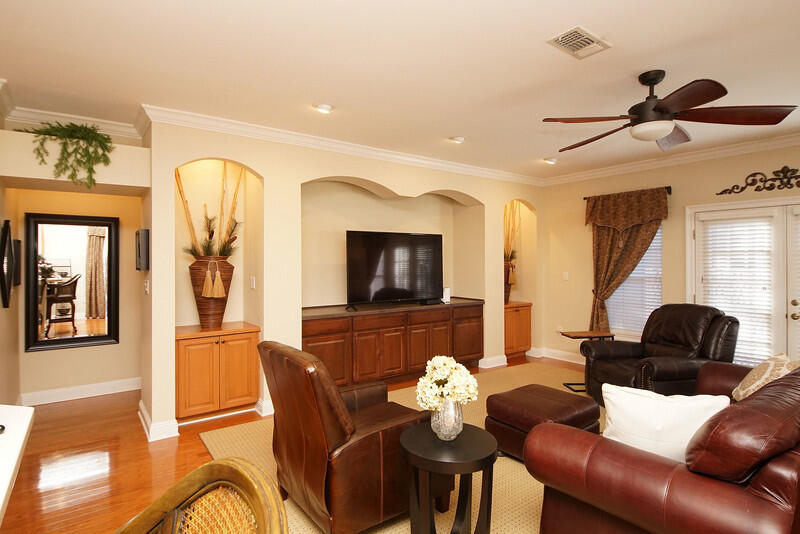 MEDITERRANEAN VILLAGE AT BLUEWATER BAY - Residential Lease