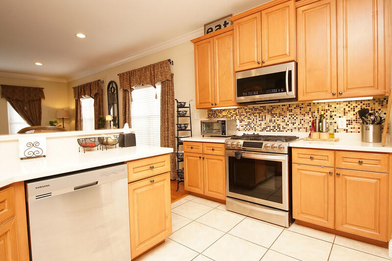 MEDITERRANEAN VILLAGE AT BLUEWATER BAY - Residential Lease