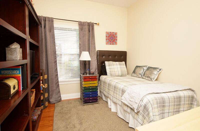 MEDITERRANEAN VILLAGE AT BLUEWATER BAY - Residential Lease
