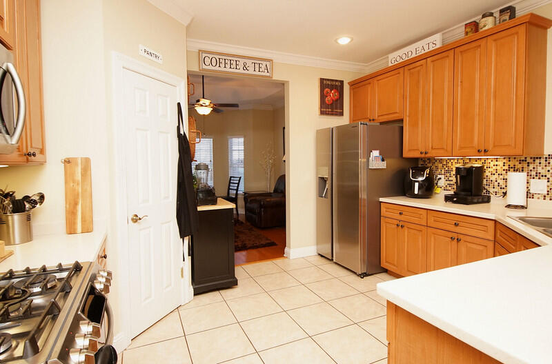 MEDITERRANEAN VILLAGE AT BLUEWATER BAY - Residential Lease