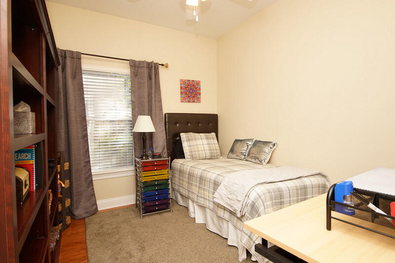 MEDITERRANEAN VILLAGE AT BLUEWATER BAY - Residential Lease