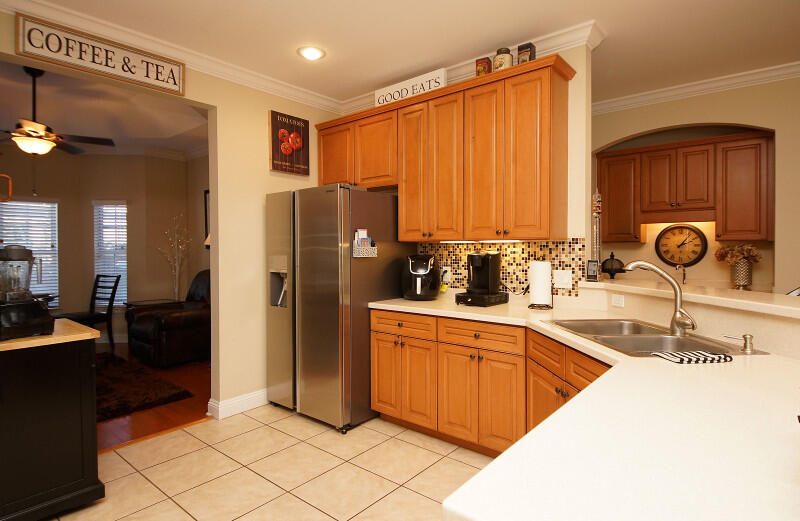 MEDITERRANEAN VILLAGE AT BLUEWATER BAY - Residential Lease