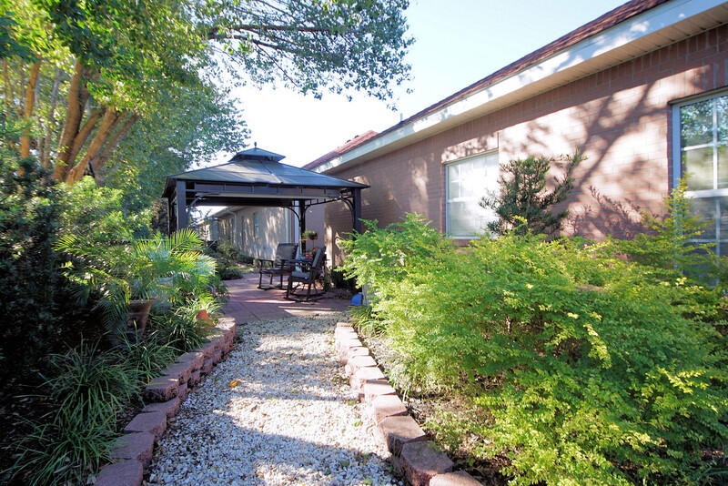 MEDITERRANEAN VILLAGE AT BLUEWATER BAY - Residential Lease
