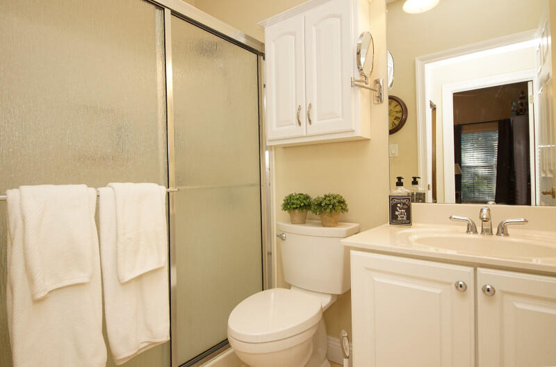 MEDITERRANEAN VILLAGE AT BLUEWATER BAY - Residential Lease