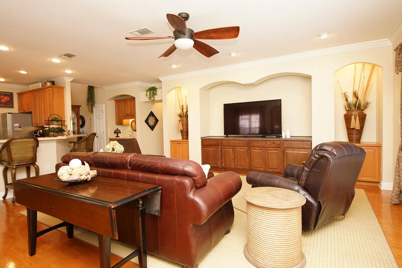 MEDITERRANEAN VILLAGE AT BLUEWATER BAY - Residential Lease