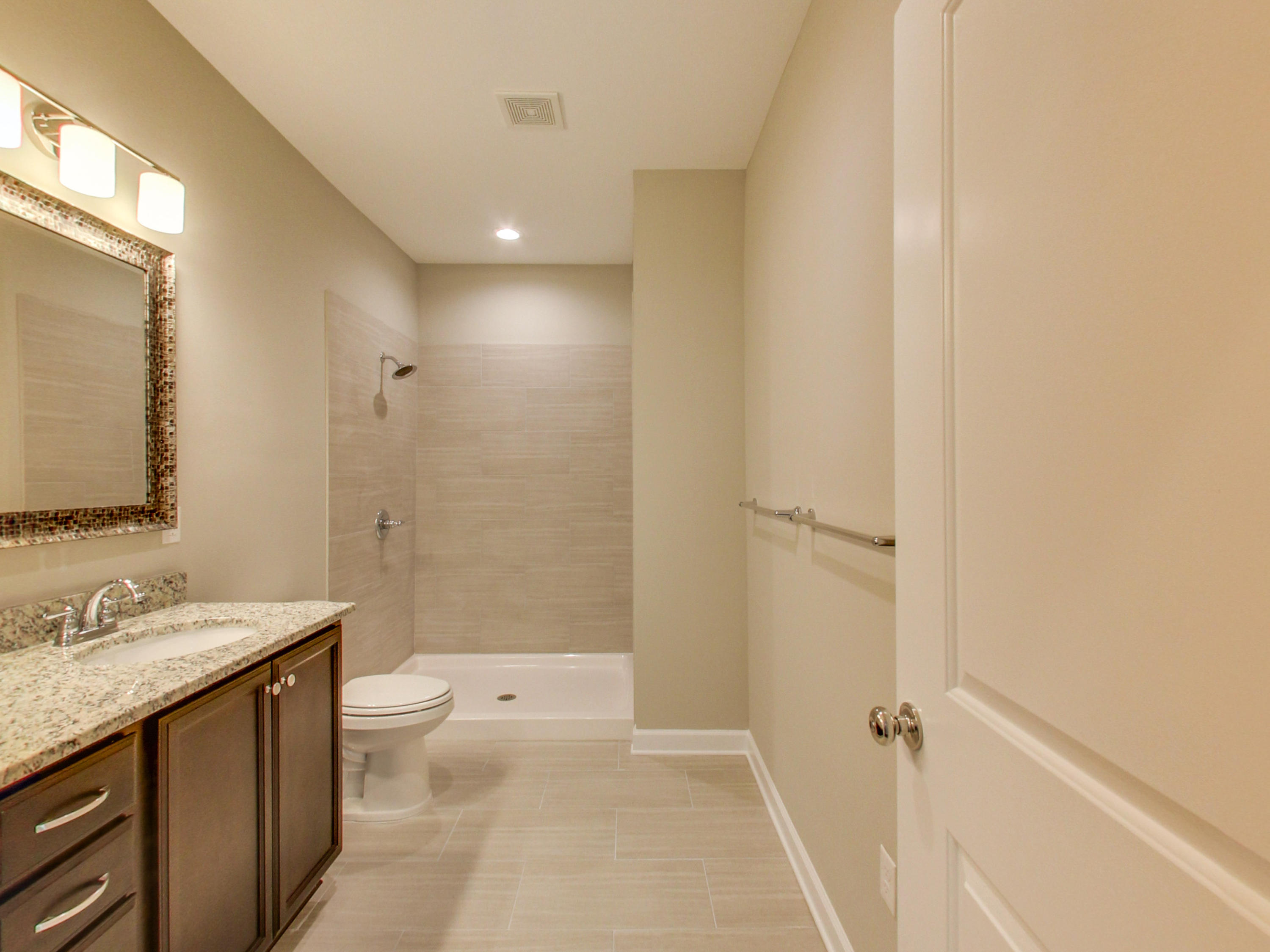 LAKE LORRAINE ESTATES 3 - Residential