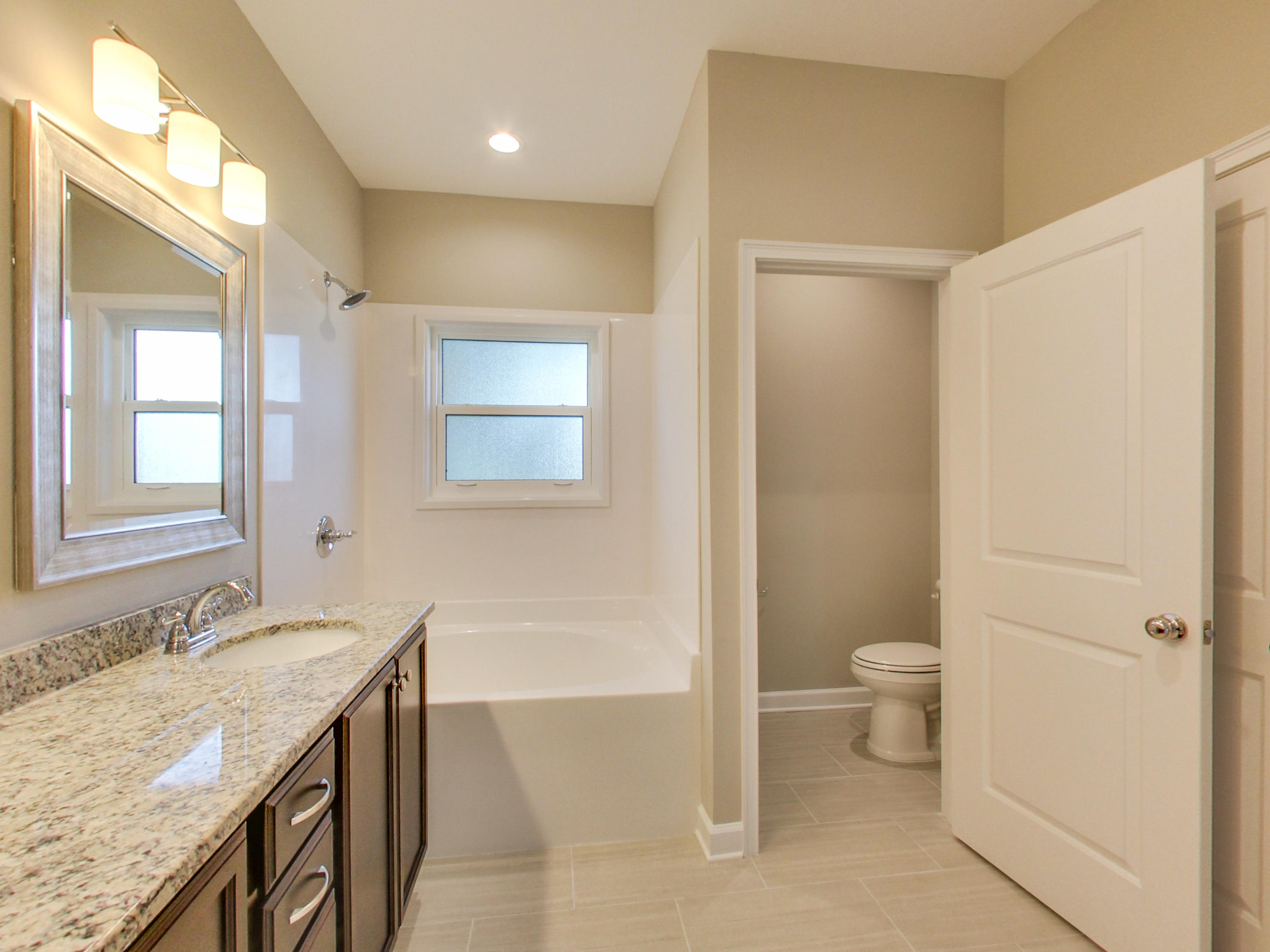 LAKE LORRAINE ESTATES 3 - Residential