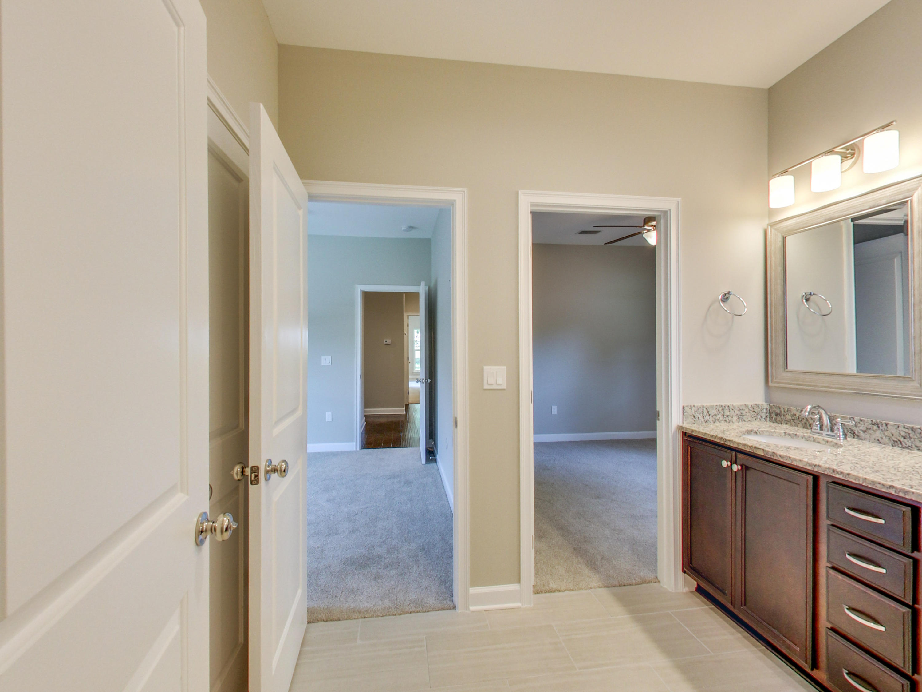 LAKE LORRAINE ESTATES 3 - Residential