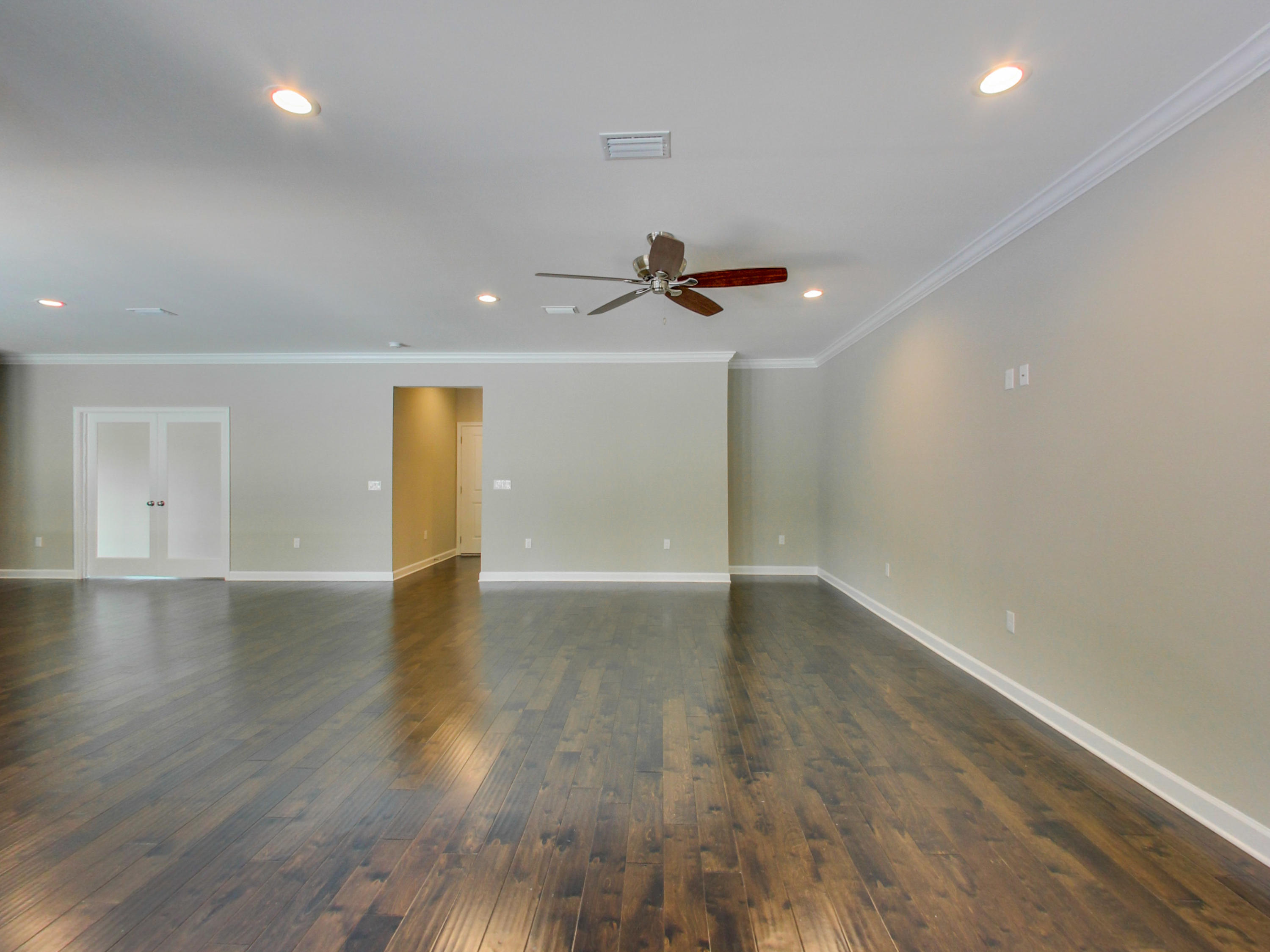 LAKE LORRAINE ESTATES 3 - Residential