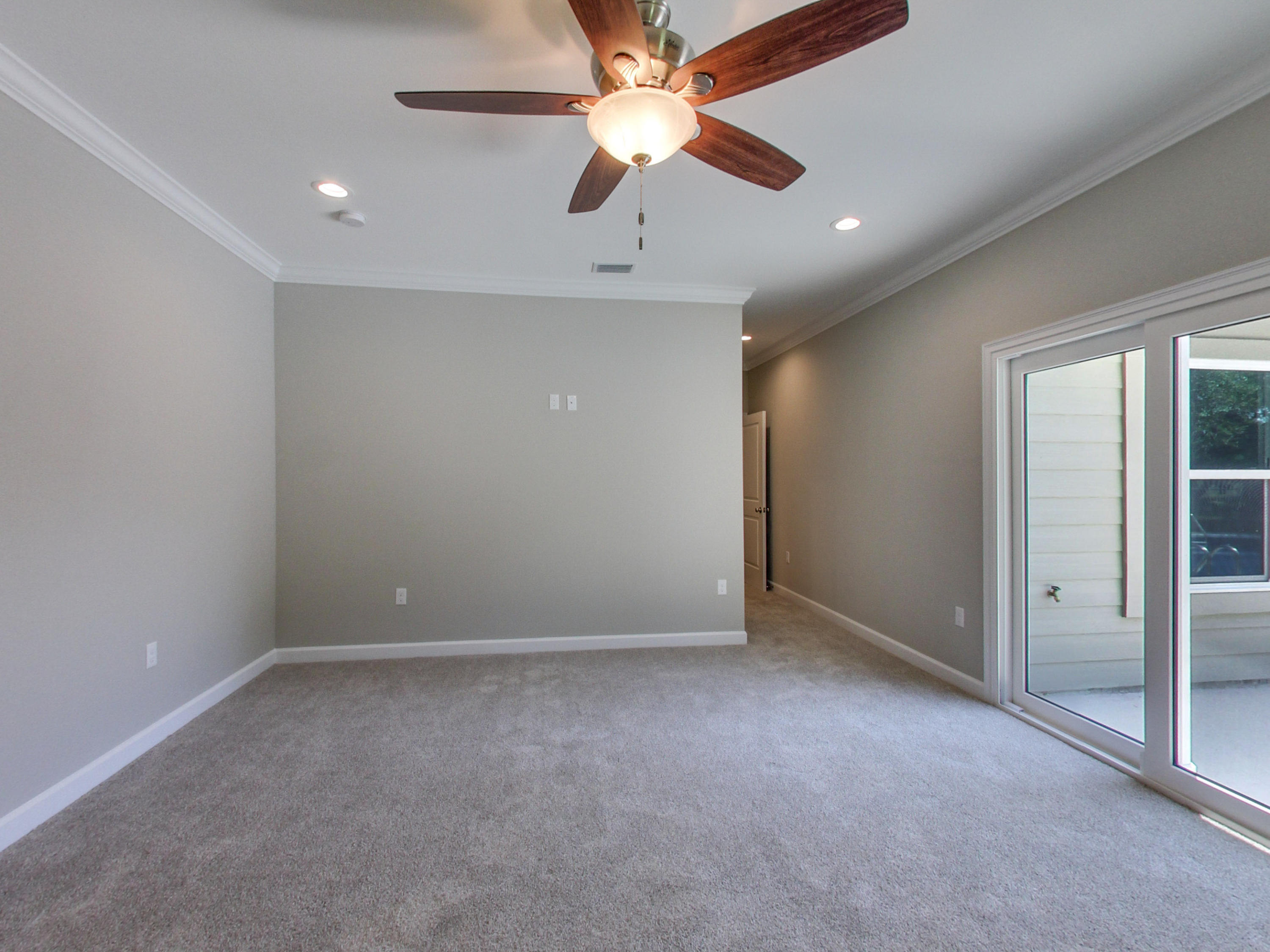 LAKE LORRAINE ESTATES 3 - Residential