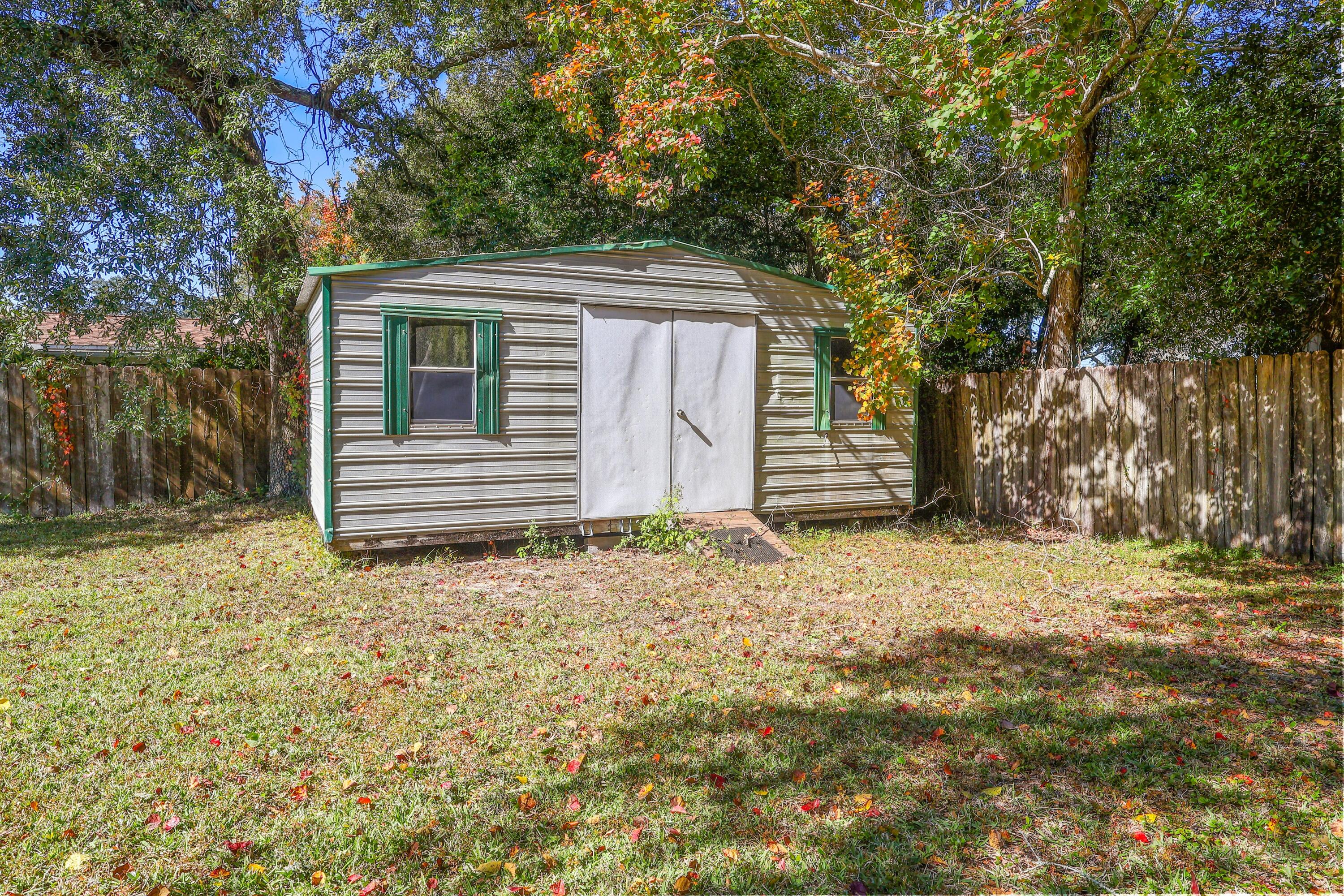 DONCASTER WOODS - Residential