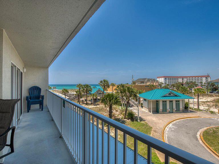 SEACREST CONDOMINIUMS - Residential