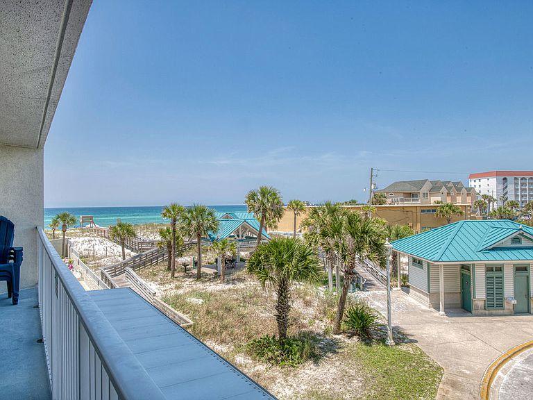 SEACREST CONDOMINIUMS - Residential