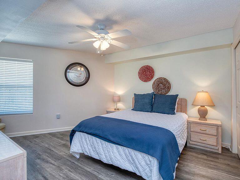 SEACREST CONDOMINIUMS - Residential