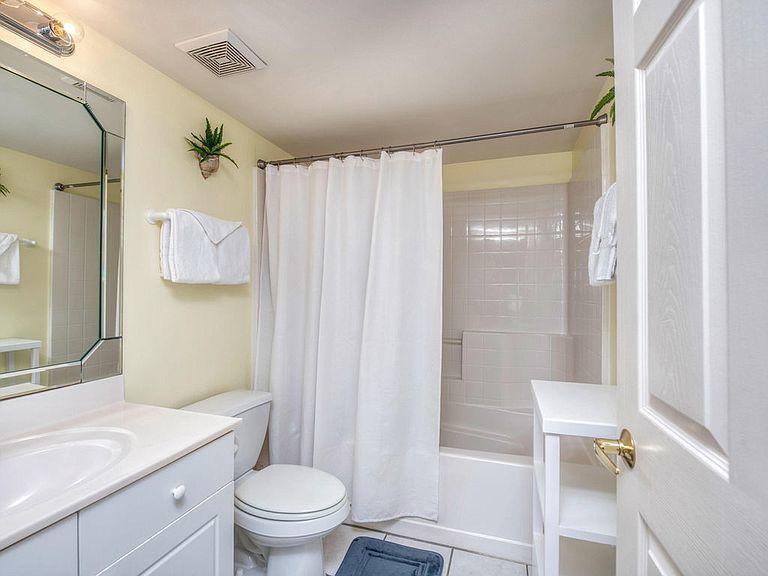 SEACREST CONDOMINIUMS - Residential