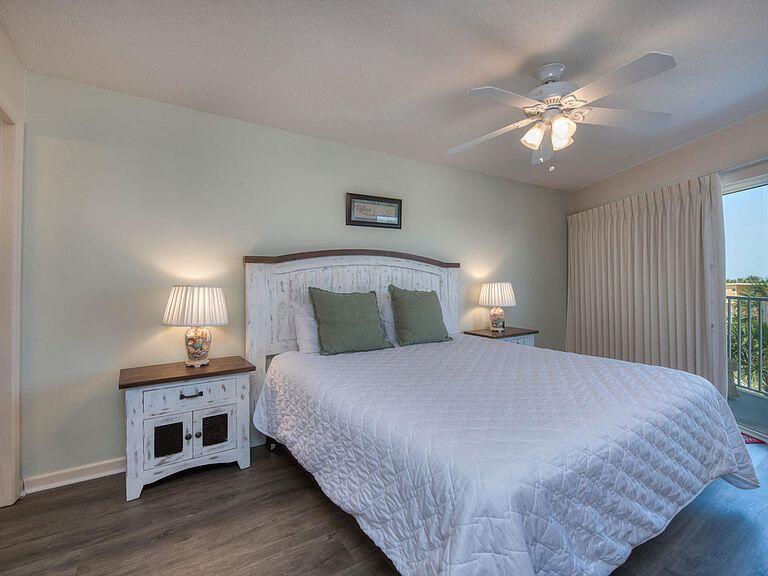 SEACREST CONDOMINIUMS - Residential